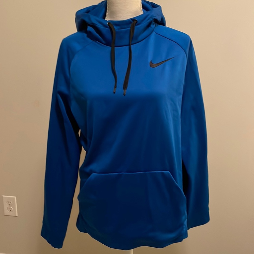 Nike Dri-Fit hoodie Size M